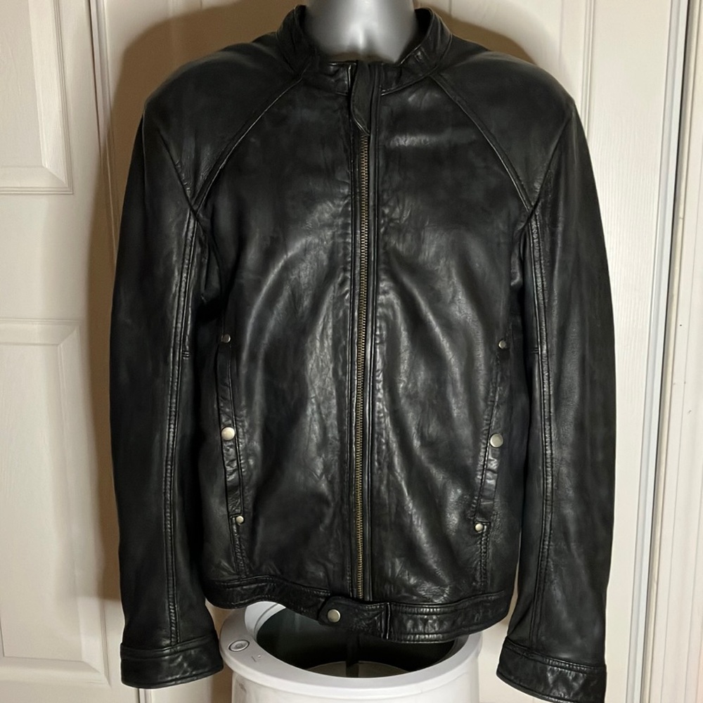 Men’s New Rebel black leather motorcycle jacket. Size L